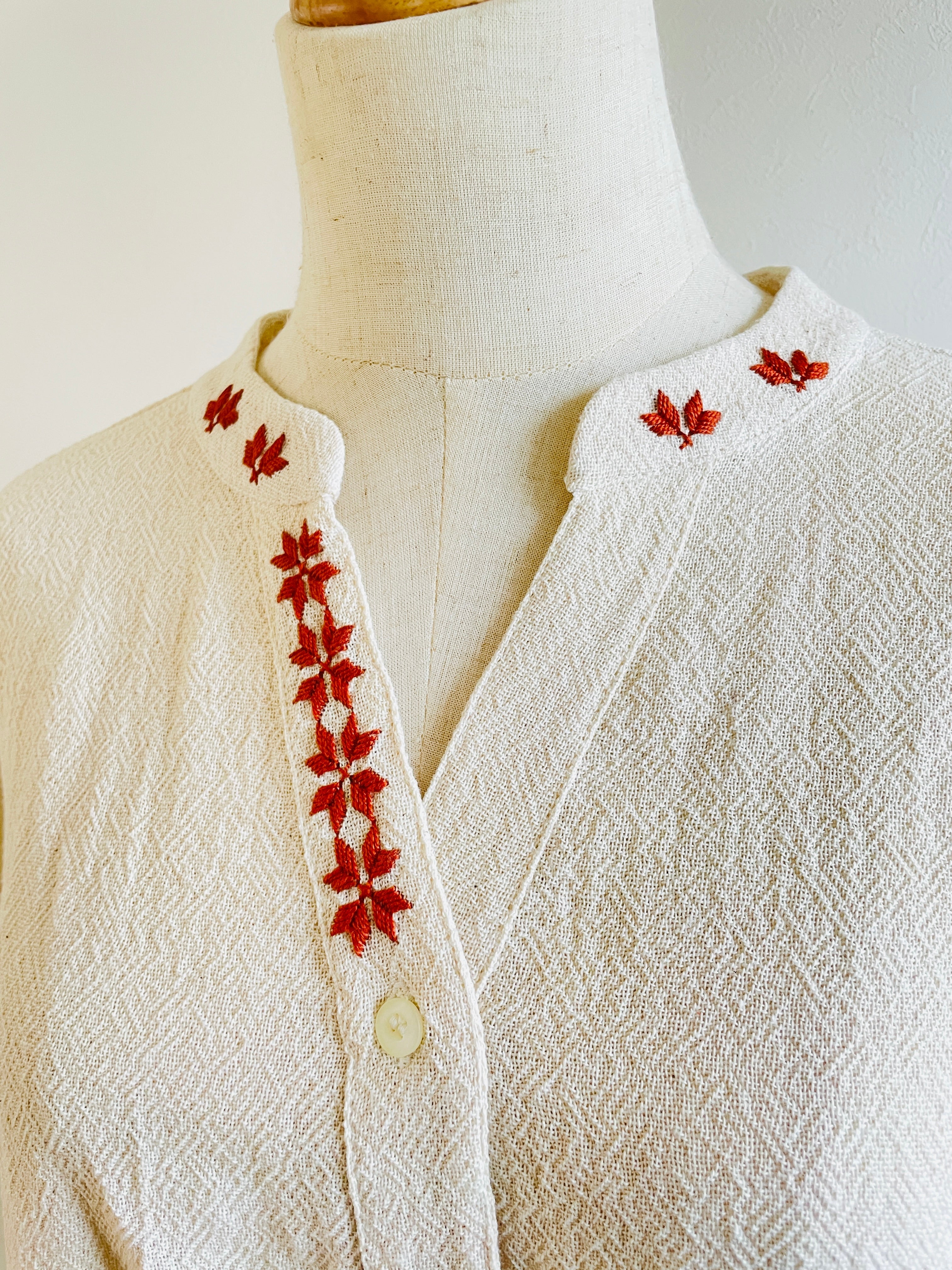 Flores de Jazmín y patrón geométrico|ジャスミンと幾何学パターンのカットソー