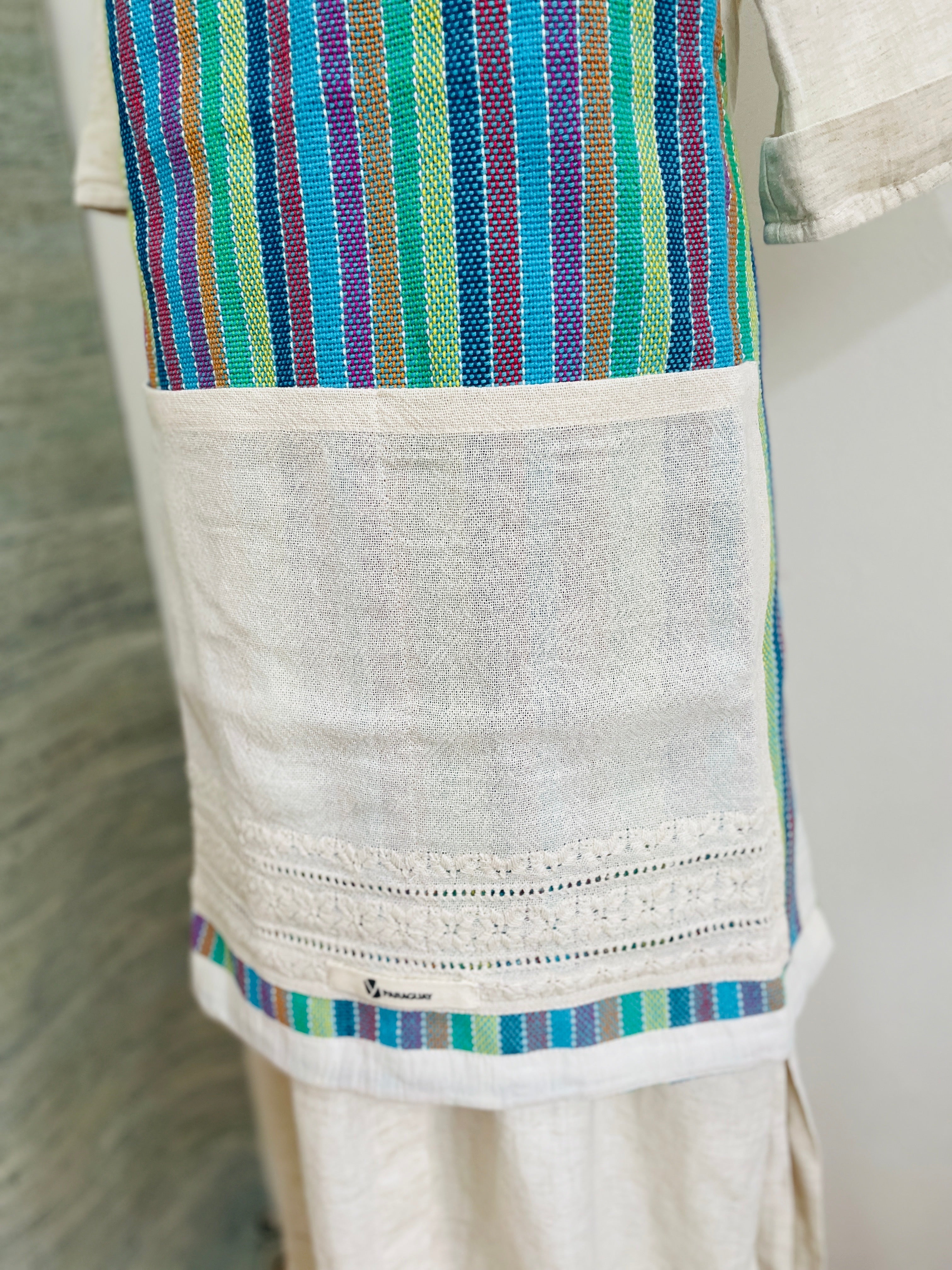 ポウヴィとアオポイのエプロン