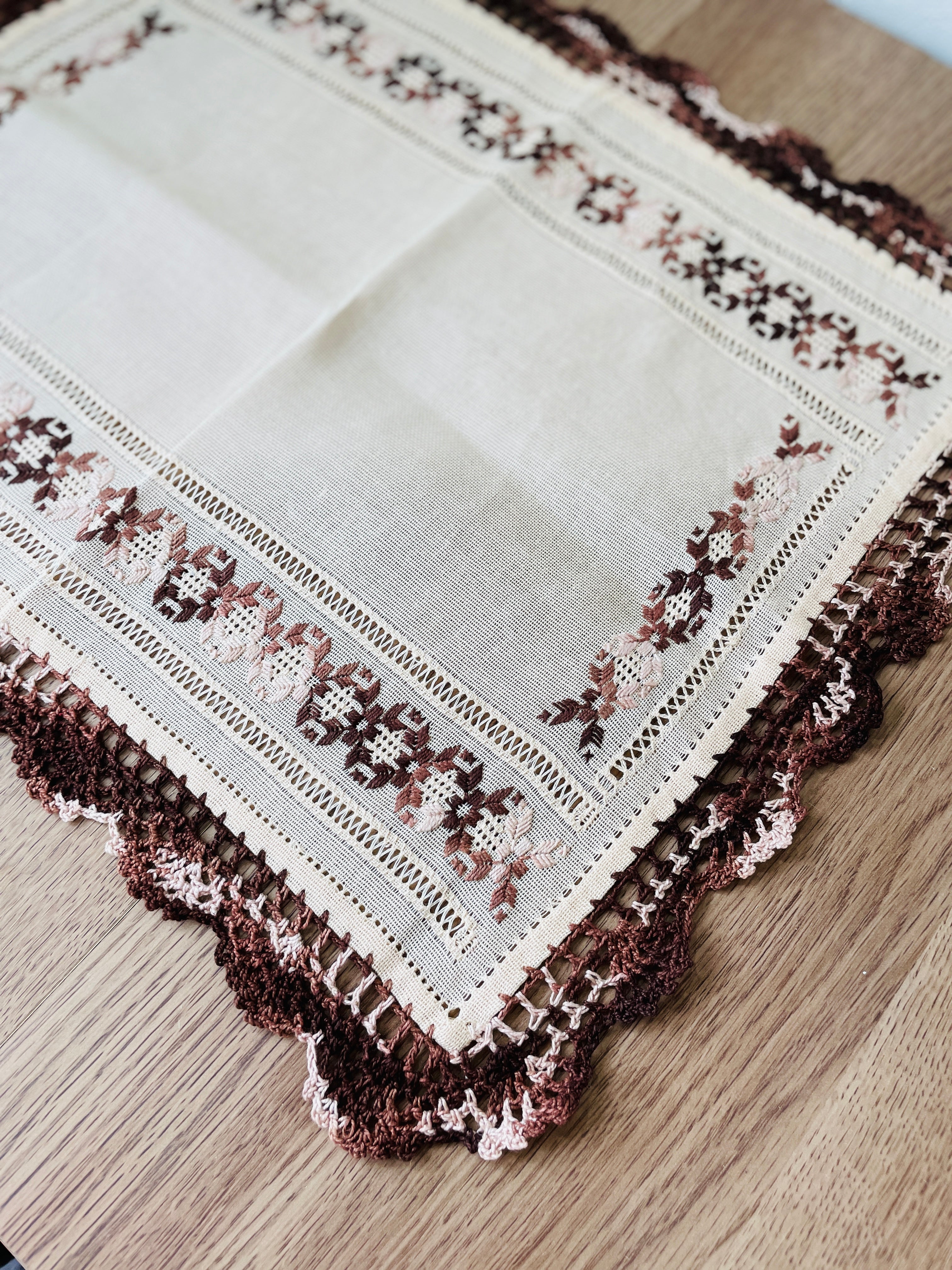 Mantel individual de Sara | サラおばあちゃんのランチョンマット