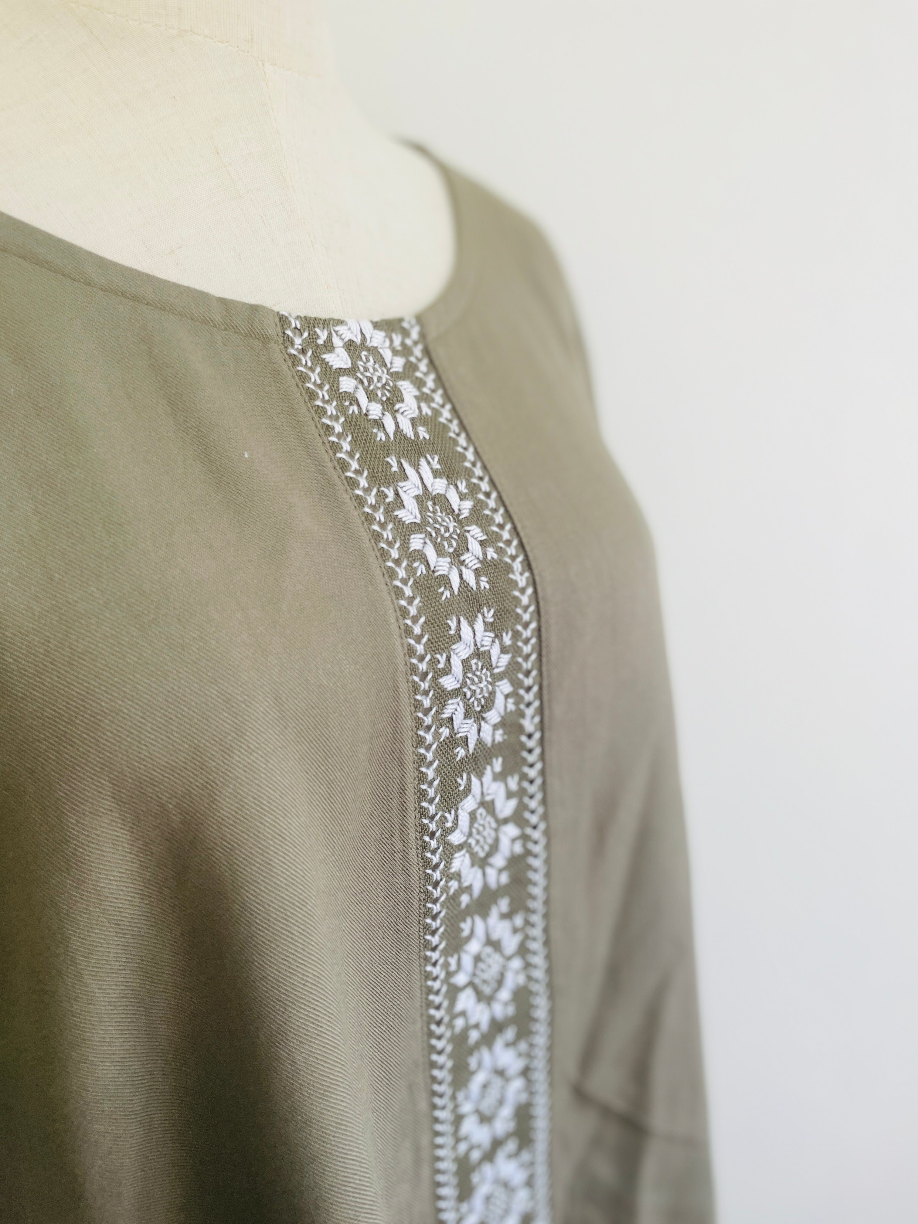 Blusa Tesajajai | きらめきのブラウス