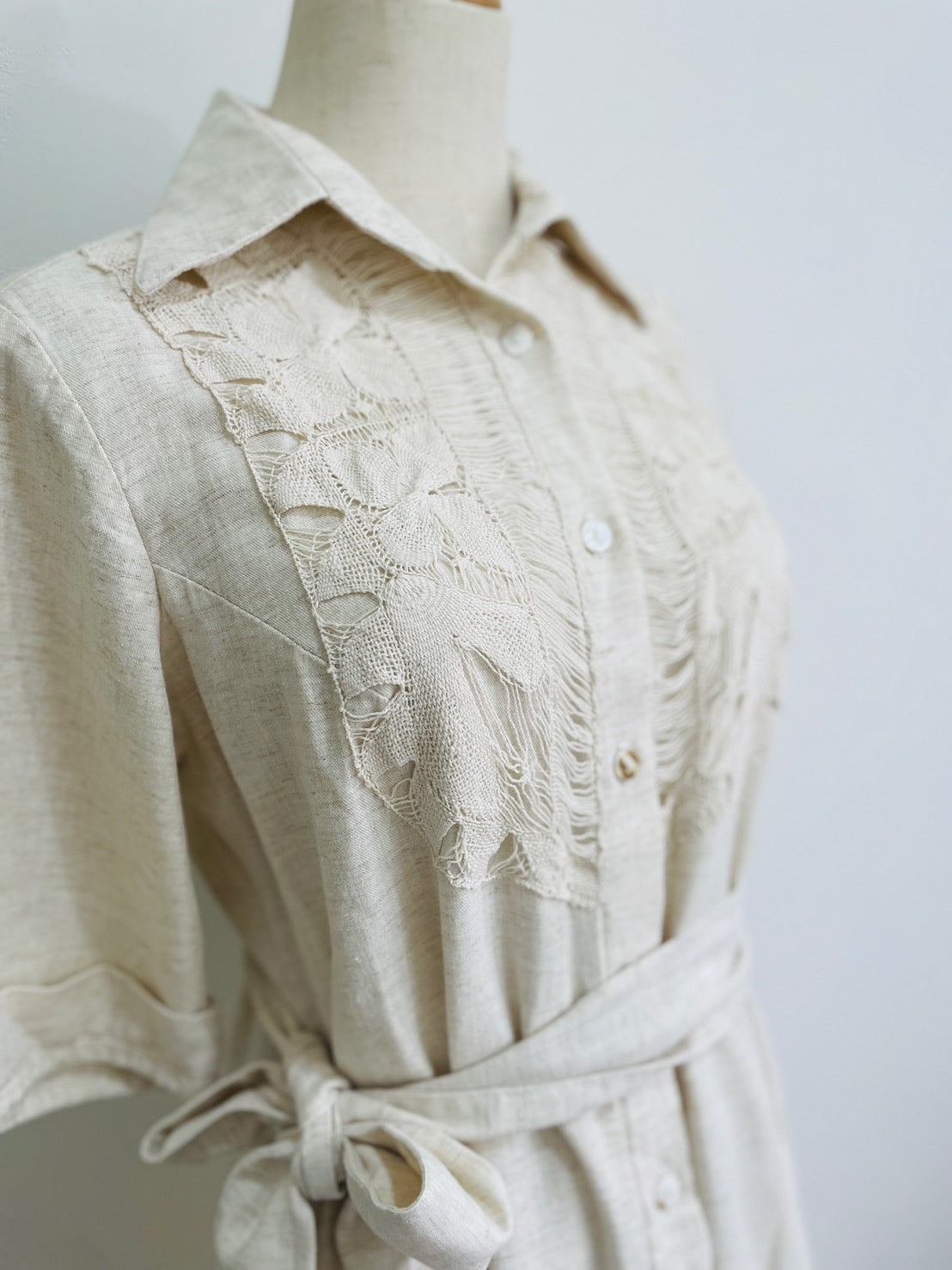 ニャンドゥティのシャツワンピース