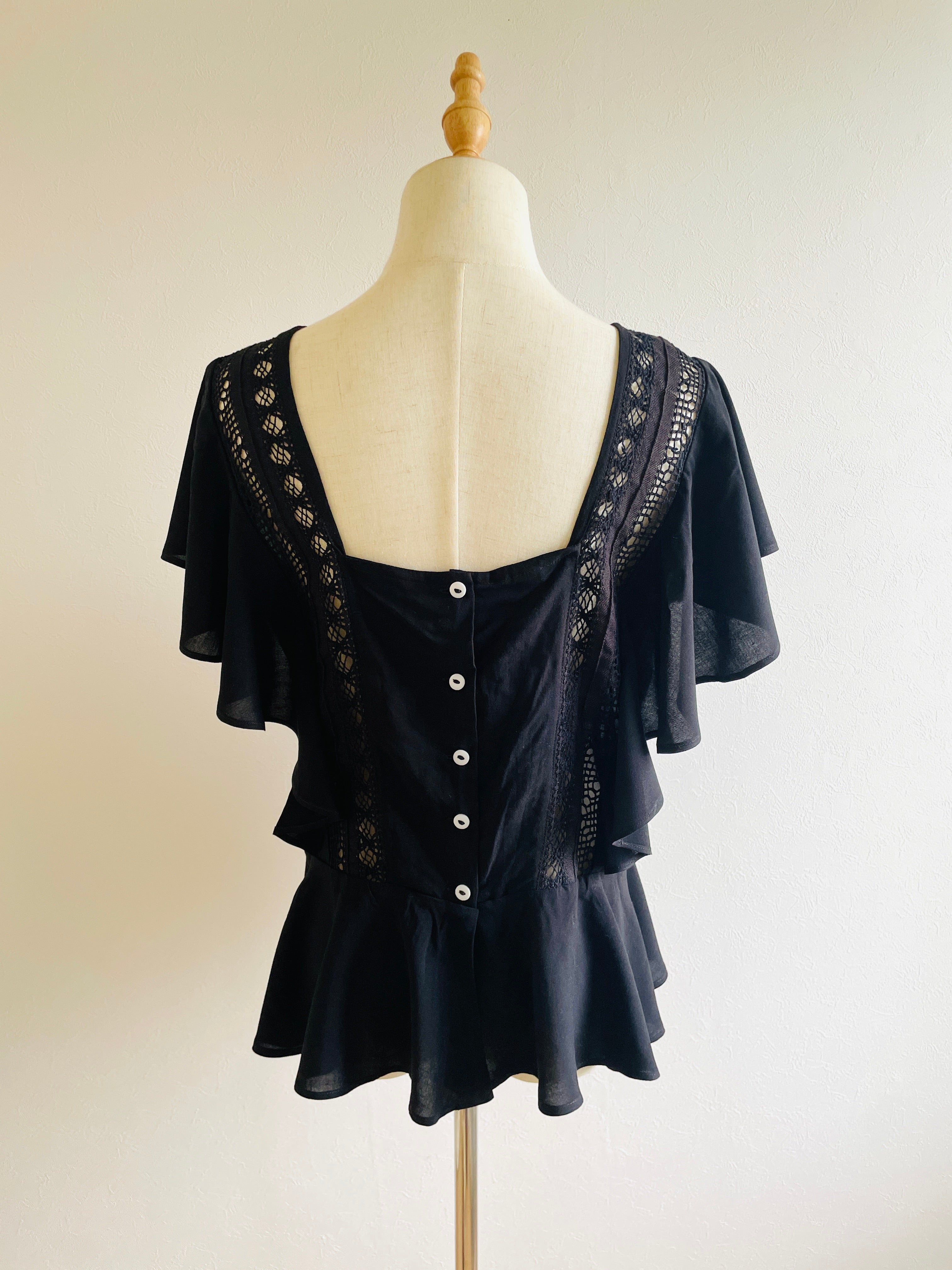 Blusa Sabrina |  アオポイのフリルブラウス