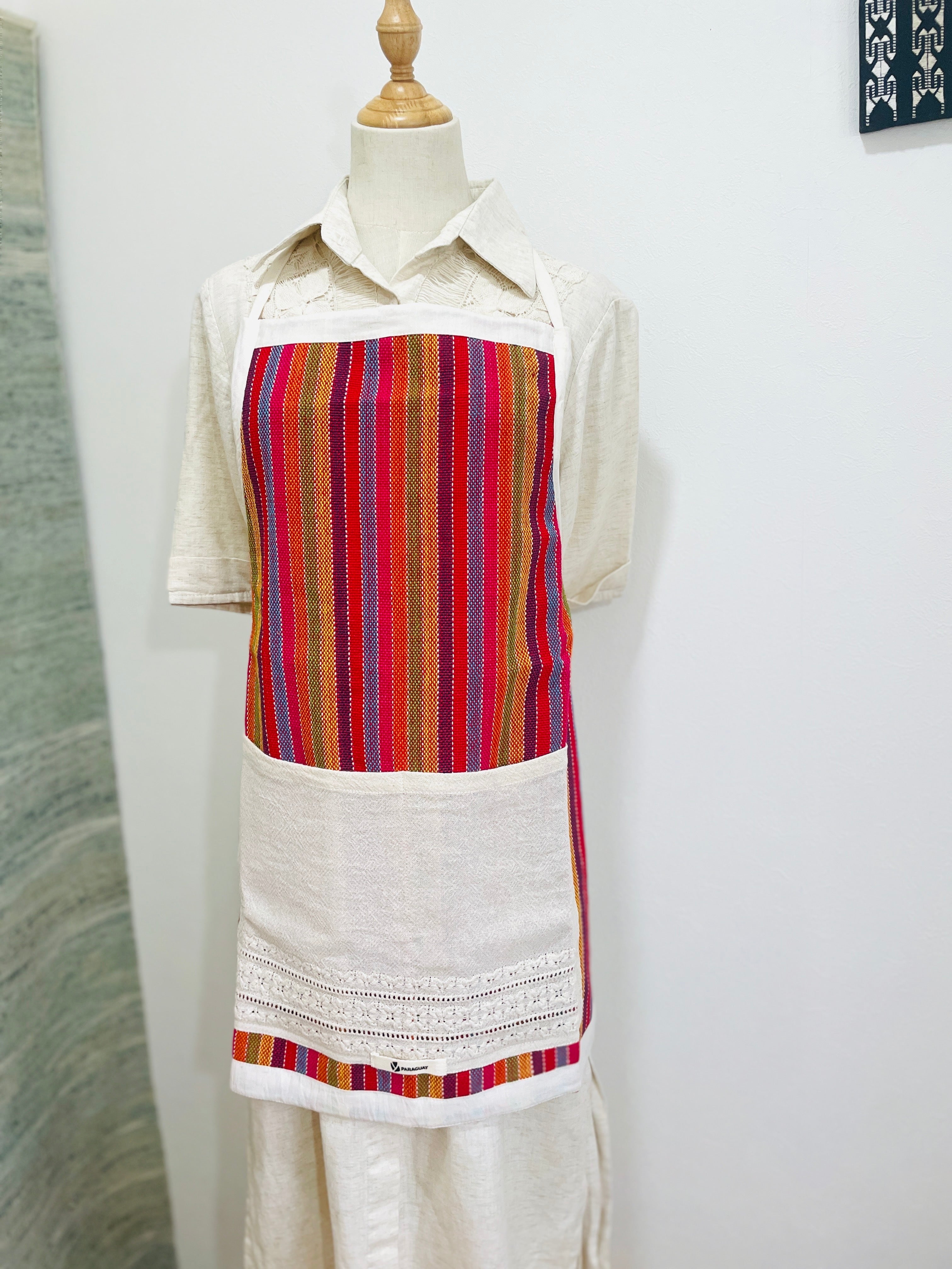 ポウヴィとアオポイのエプロン