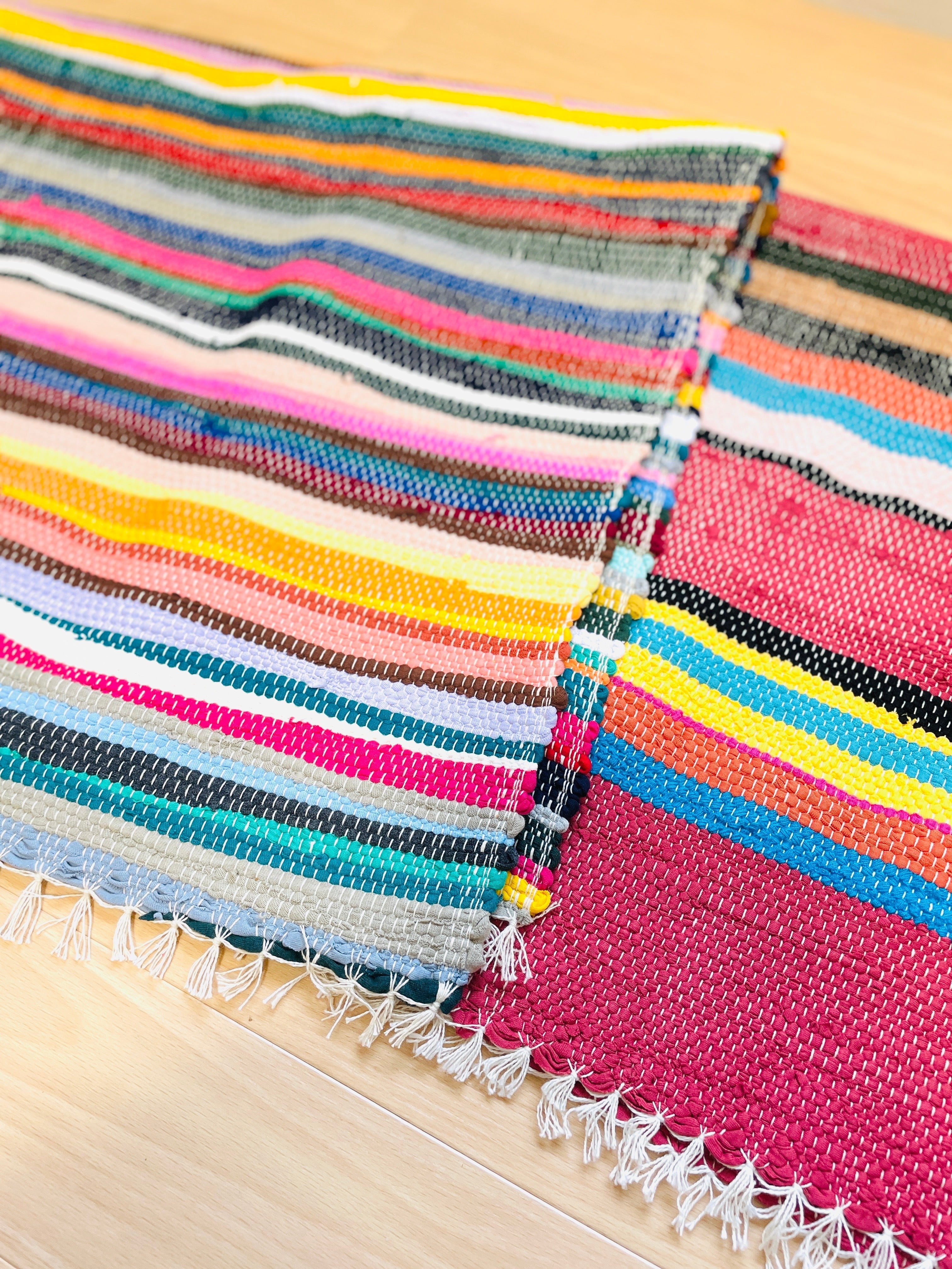 Poyvi de arcoiris | カラペグアのマルチマット