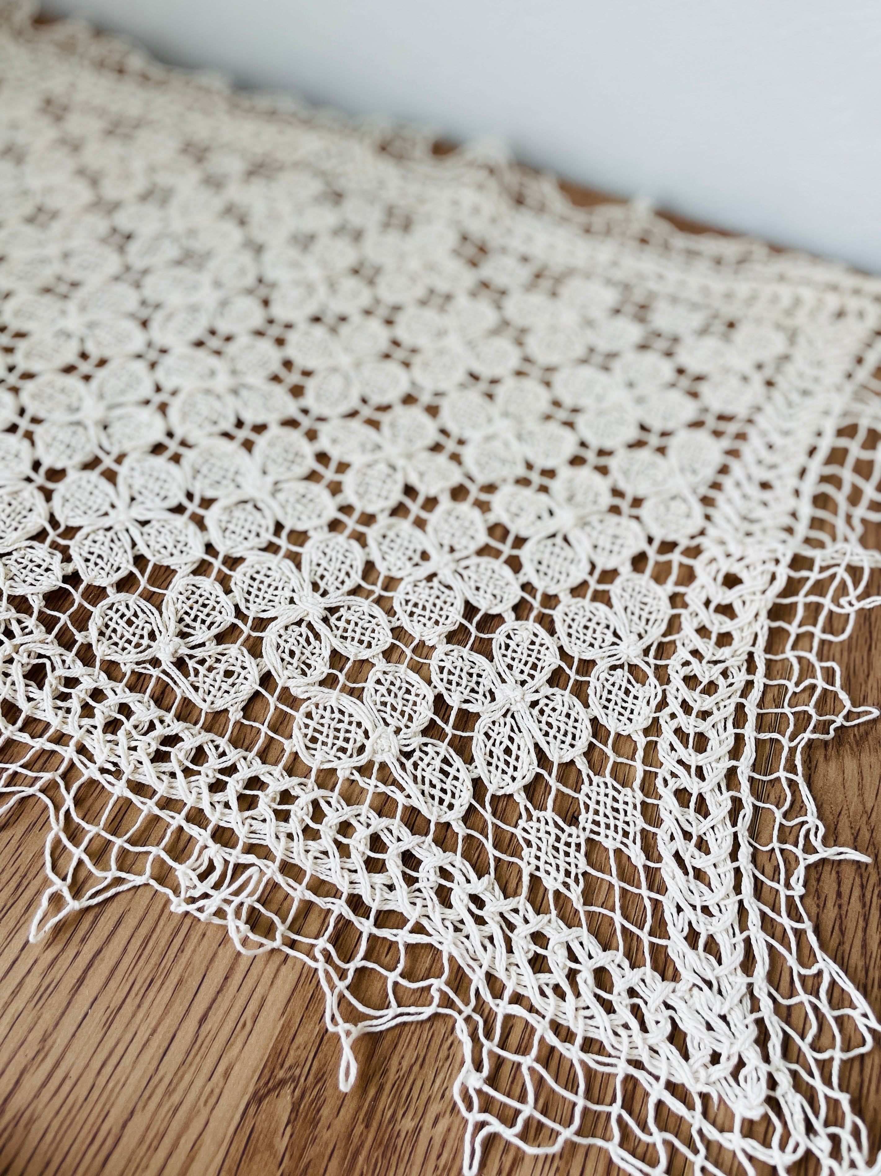 Centro de mesa | エンカへジュのテーブルセンター