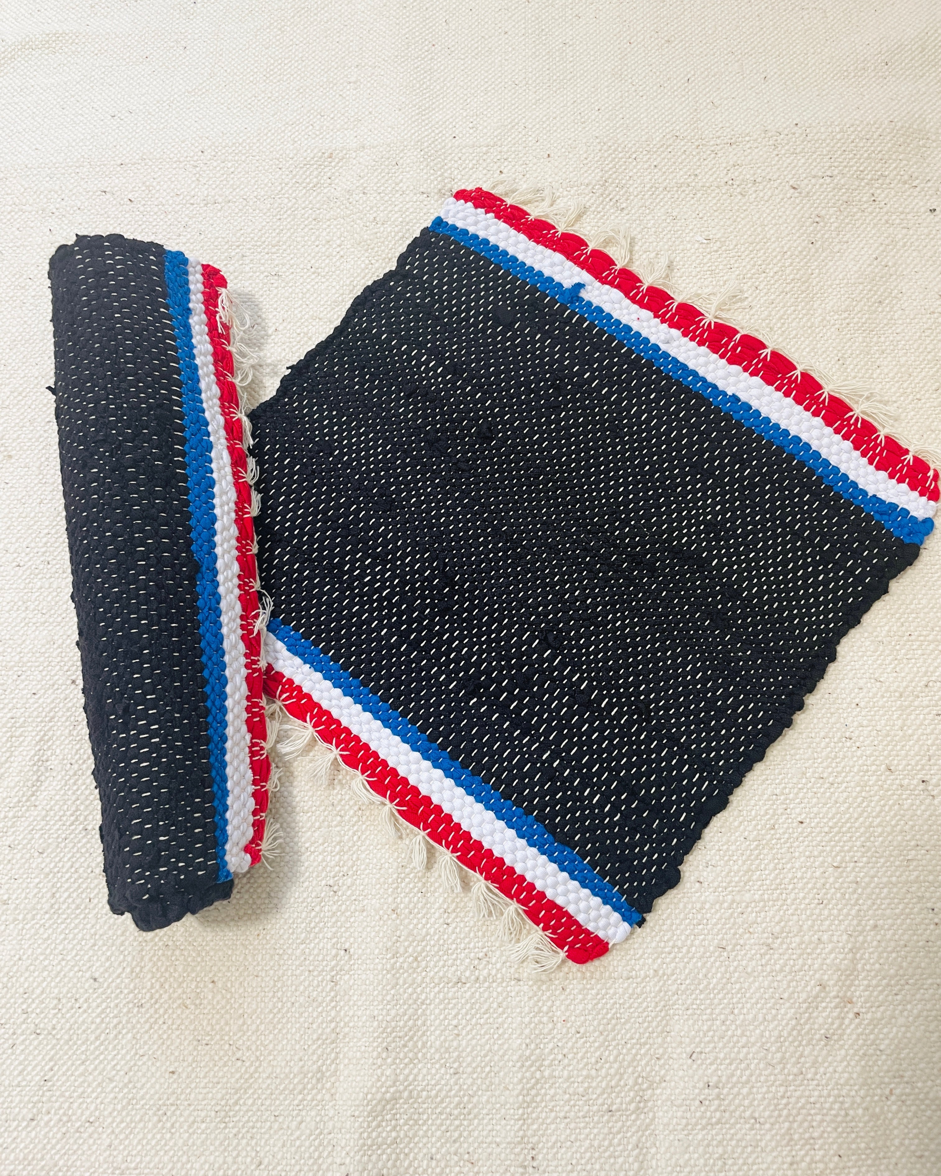 Poyvi de arcoiris | カラペグアのマルチマット