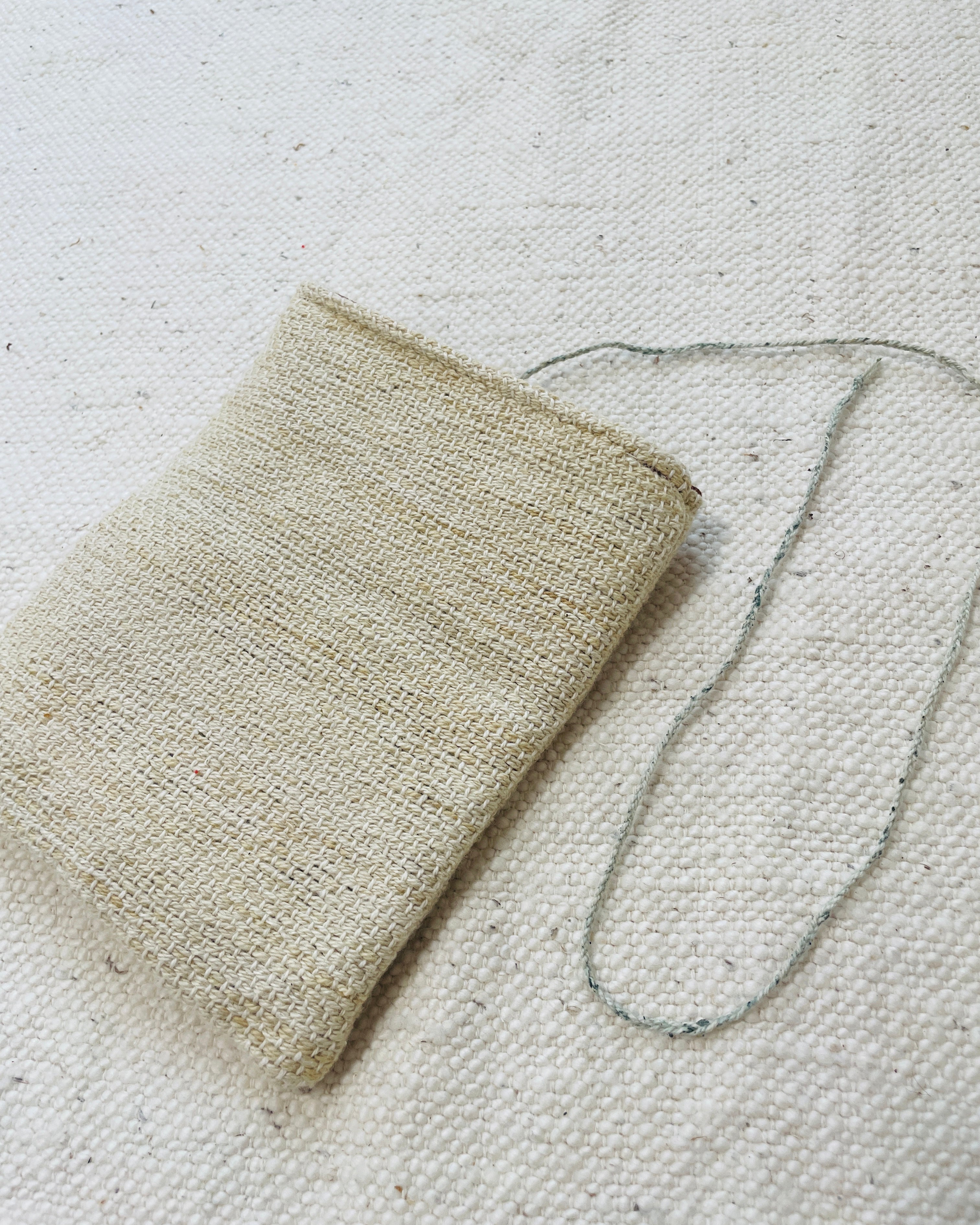 La bolsita de Poyvi | パラグアイの手仕事くるくるポーチ