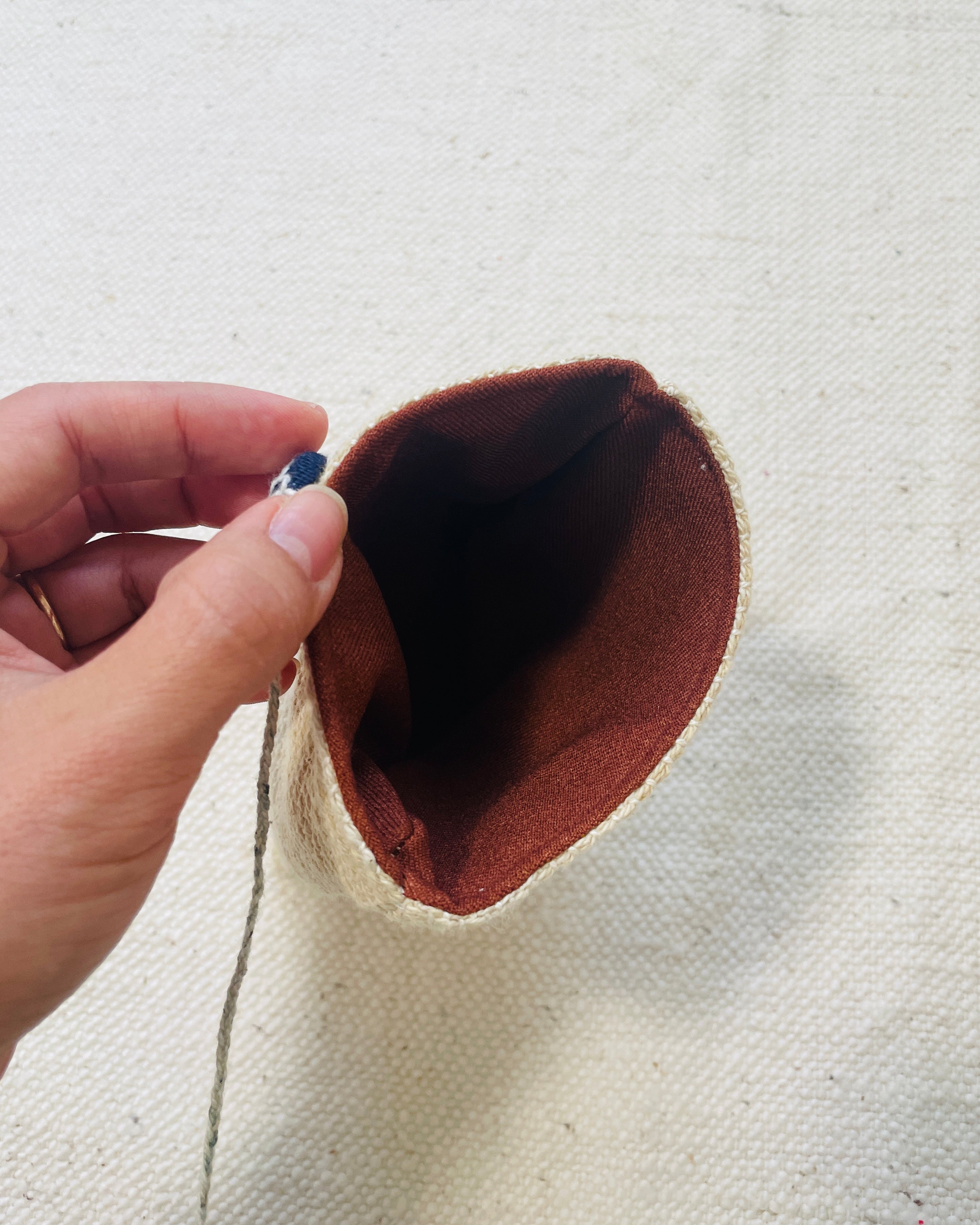 La bolsita de Poyvi | パラグアイの手仕事くるくるポーチ