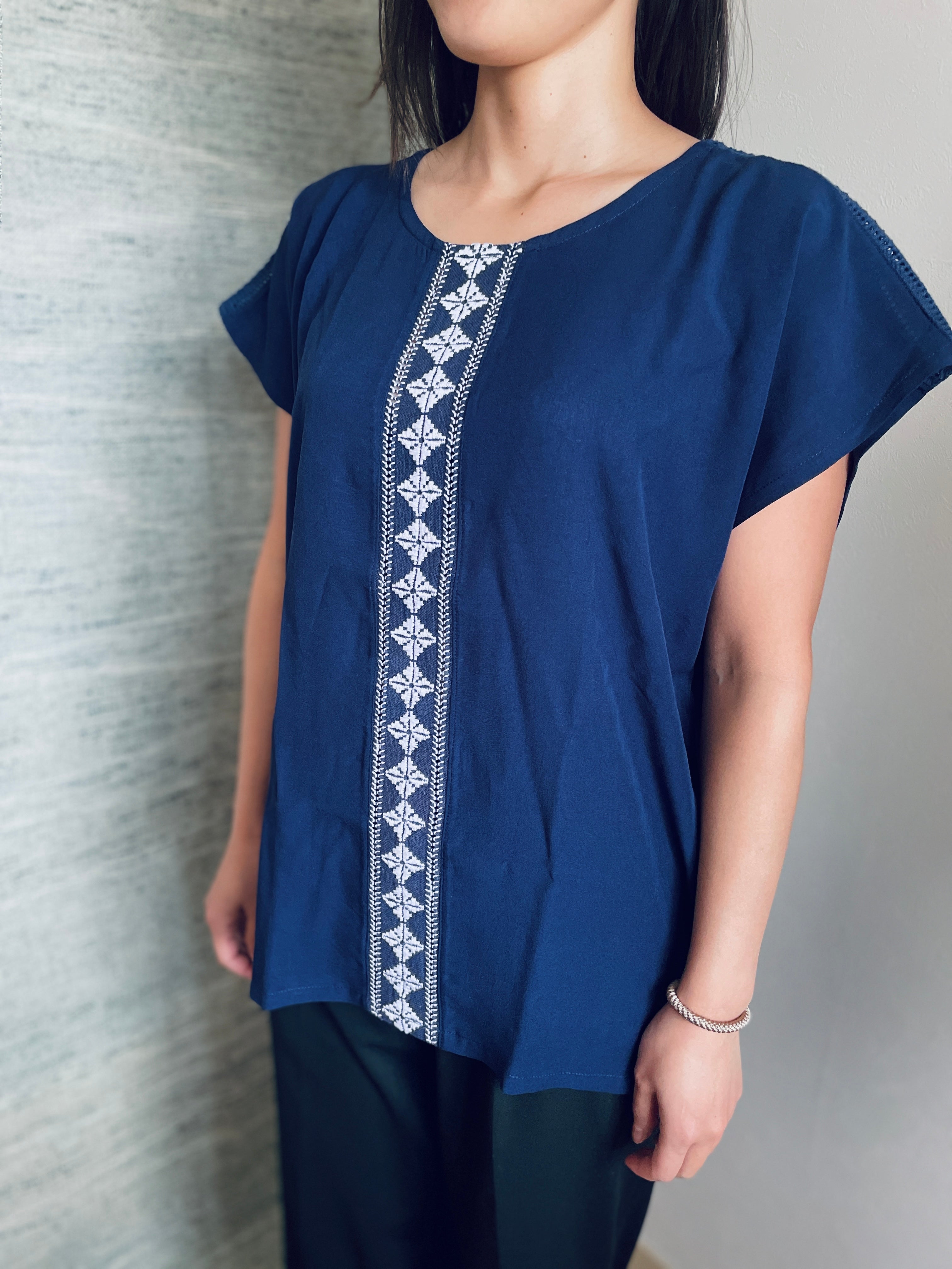 Blusa Tesajajai | きらめきのブラウス