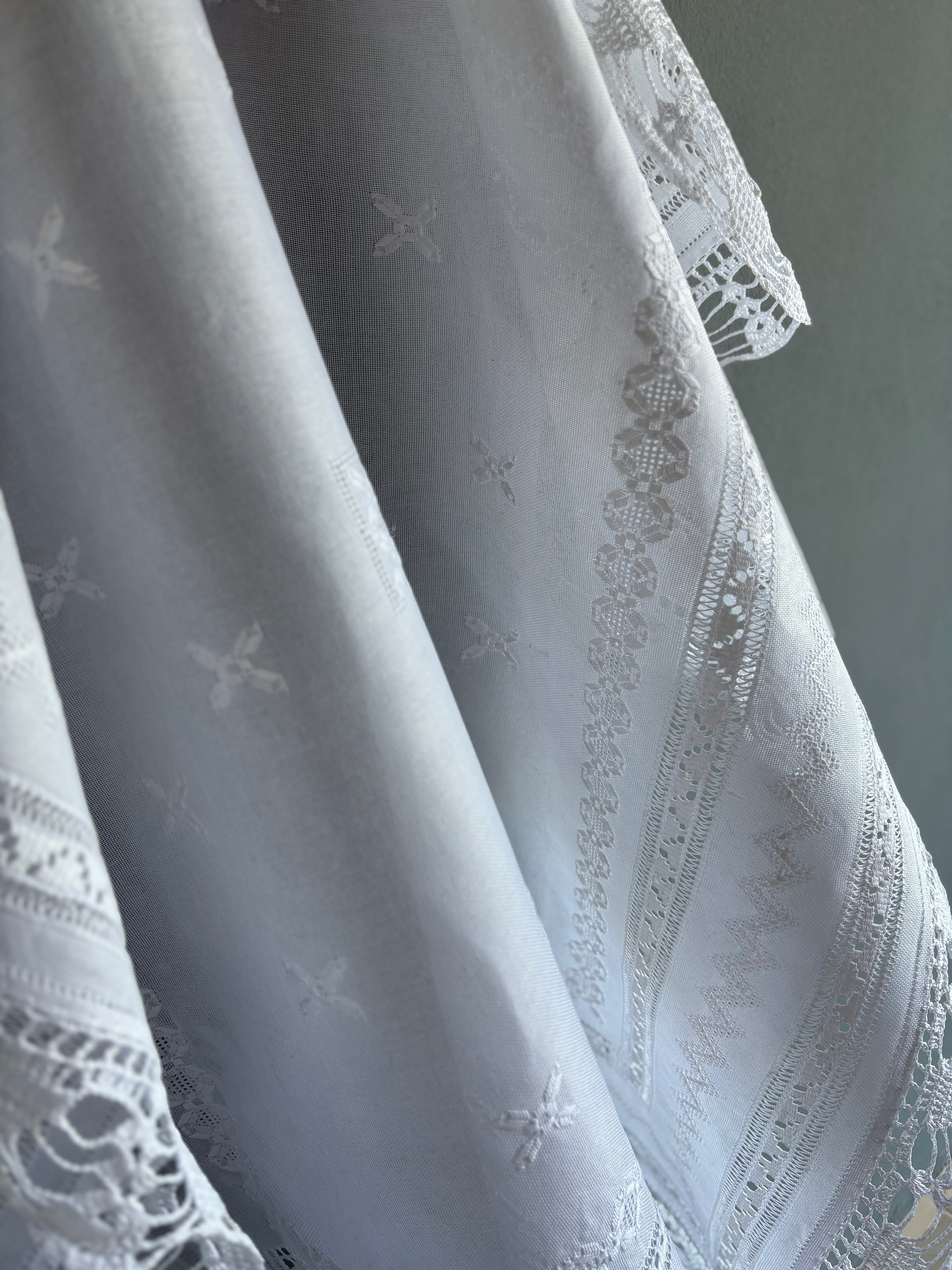 Mantel de Ao po´i |サラおばあちゃんのとっておきクロス