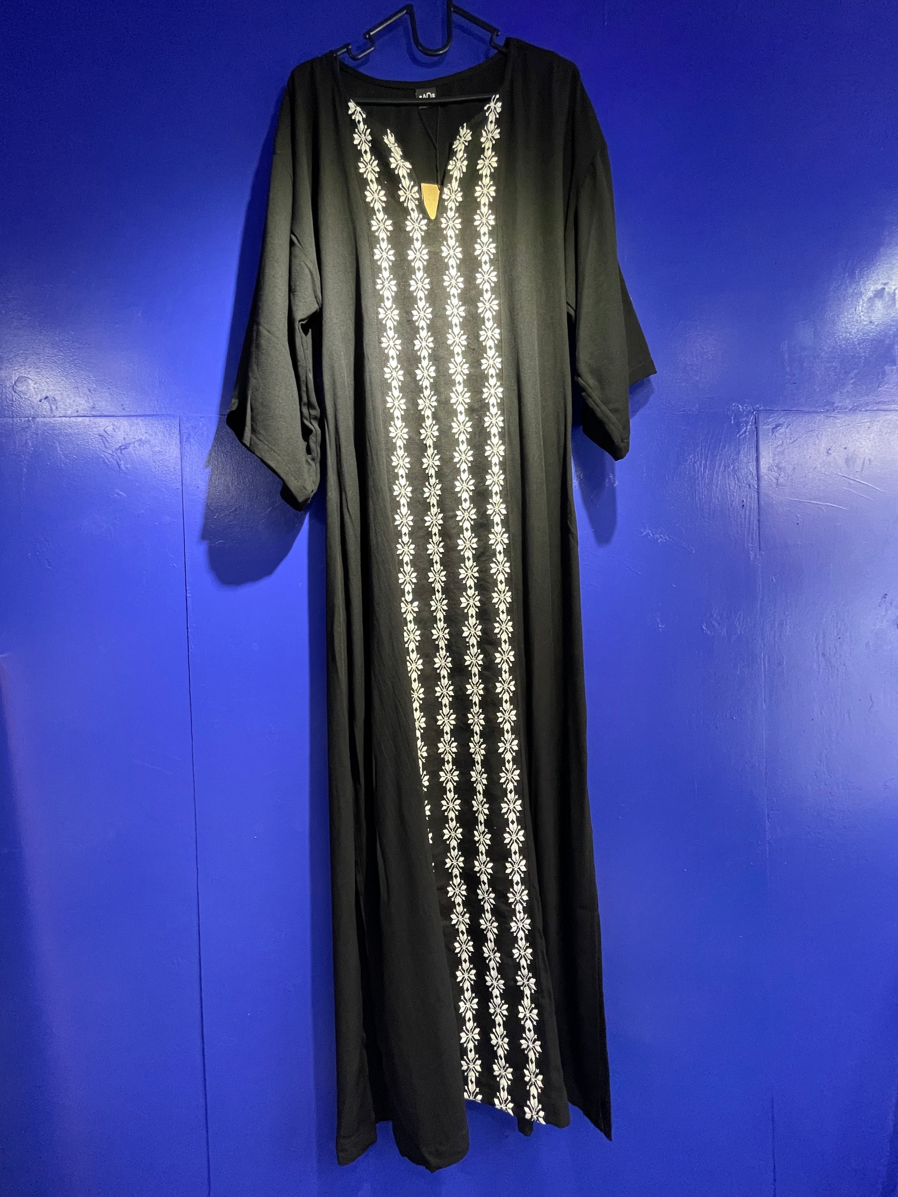 アオポイのロングドレス